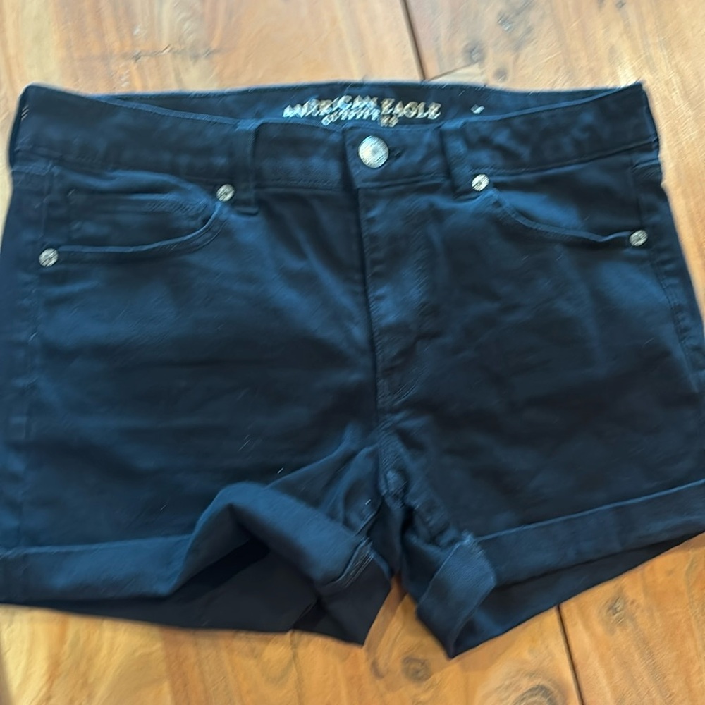 American eagle shorts black